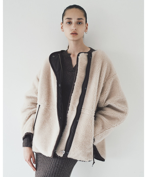 CASA FLINE（カーサフライン）の「ウールボアｘ再生ポリエステル 