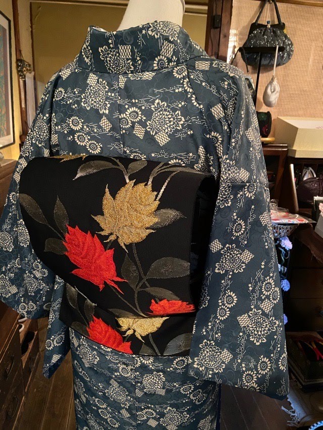 浅葱色菊尽くし小紋 – きもの茶寮 月見草