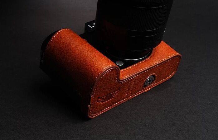 海外輸入】 SL用 ライカ LEICA 本革カメラケース 新品 - デジタル 