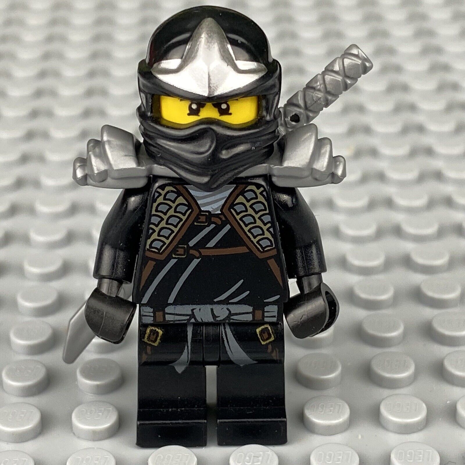 LEGO Ninjago Cole ZX Minifigure w/ Armor and Sword njo039 9444 