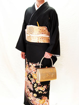 306正絹金彩花柄黒留袖