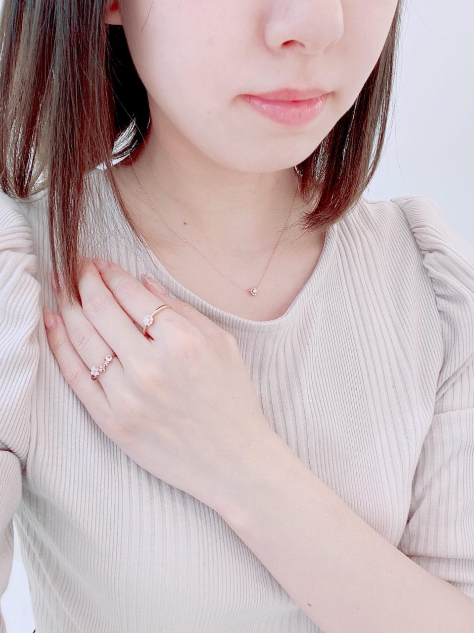 フラワーレターズリング(7号 Ｋ18 ＳＰＧ(PG)): Samantha Tiara 