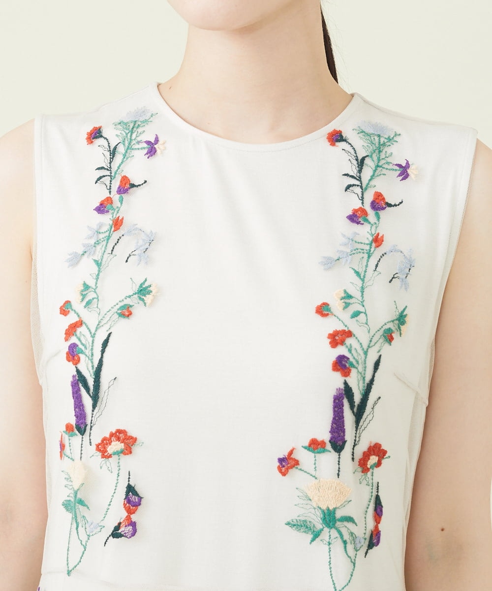 フラワー刺繍チュールドレス