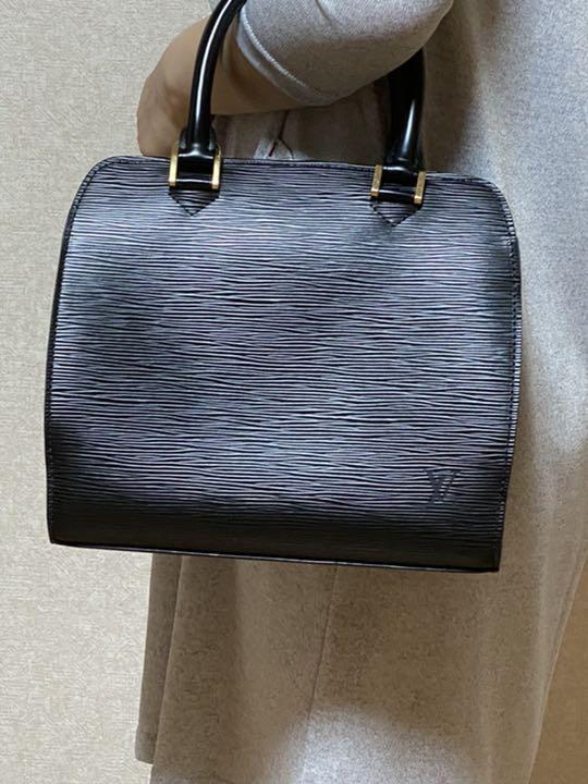 最高級
 ルイヴィトン エピ  ポンヌフ ハンドバッグ レザー ノワール ブラック ハンドバッグ