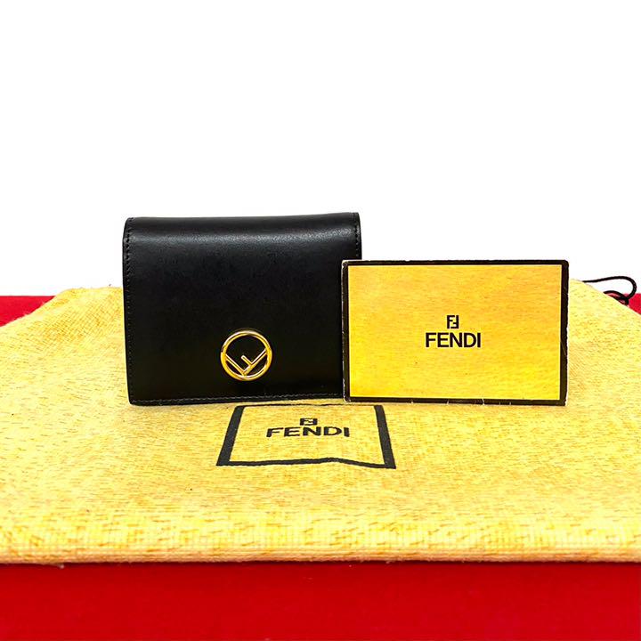 最新発見
 未使用 保管品 フェンディ エフイズフェンディ レザー 二つ折り 財布 折り財布 折り財布
