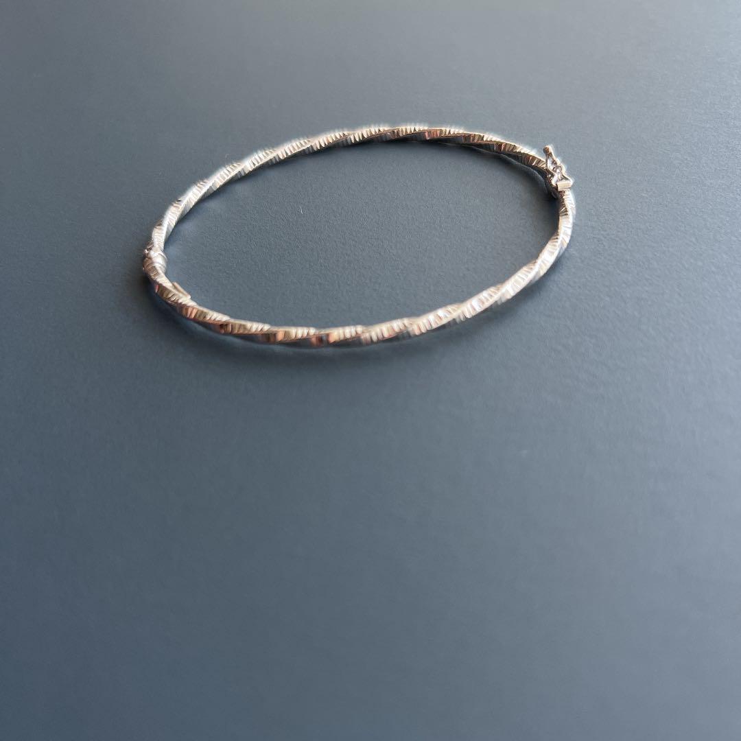 イタリア　バングル　ブレスレット　750 k18