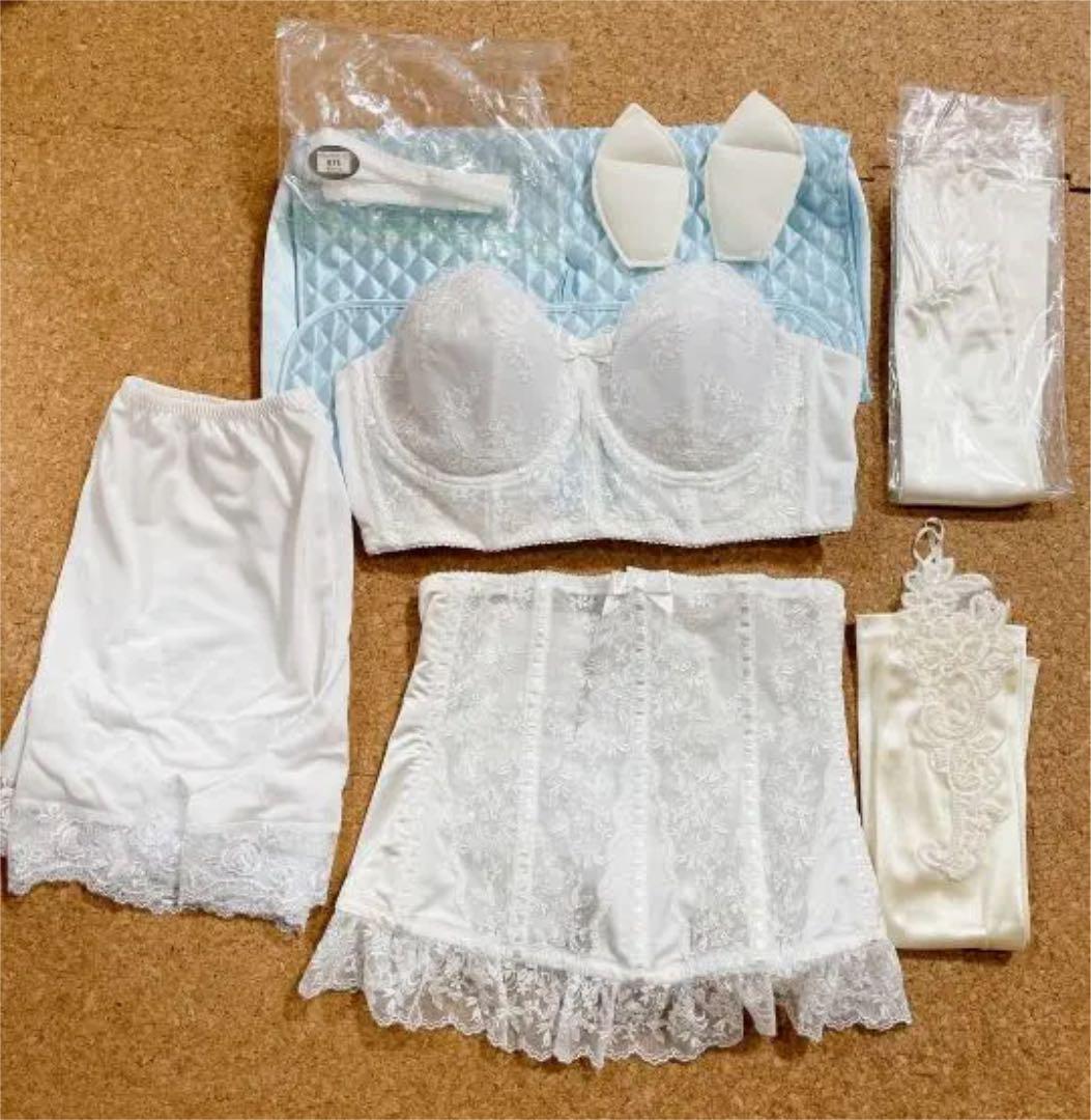 人気ブランド
 ことねん様 ウェディング ニッパー70 E75 ブライダルインナー 専用セモア ウェディング