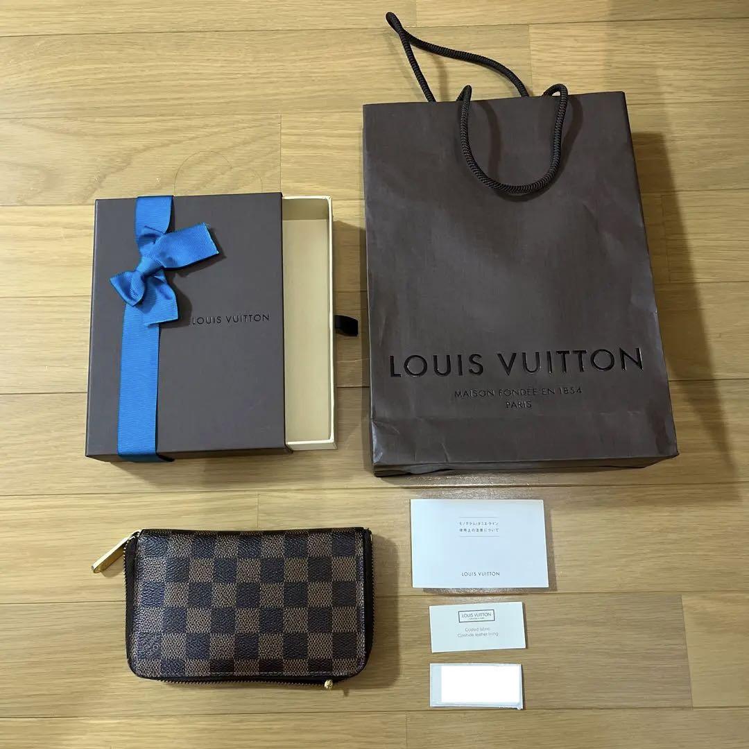 新年の贈り物
 ルイ　ヴィトン　財布 長財布