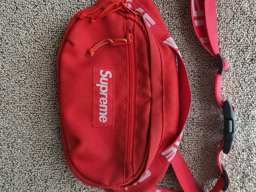 驚きの価格が実現！
 リトルグリーメン様専用supreme ウエストポーチ ウエストポーチ