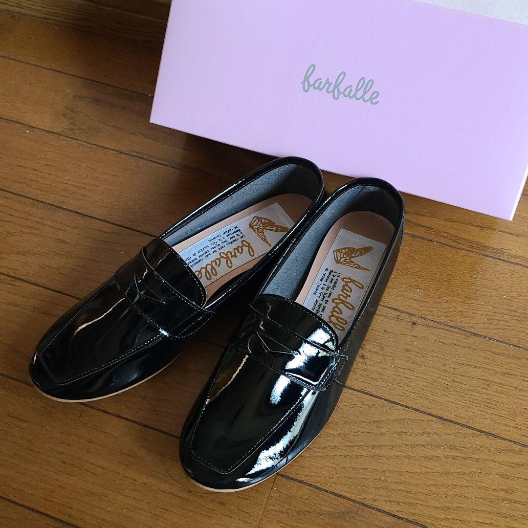 ランキング上位のプレゼント
 ファルファーレ、ブラック ローファー/革靴