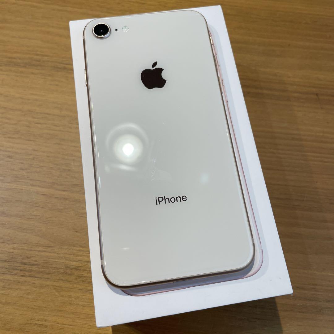 【ご予約品】
 iPhone 8 SIMフリー　ゴールド  64GB スマートフォン本体