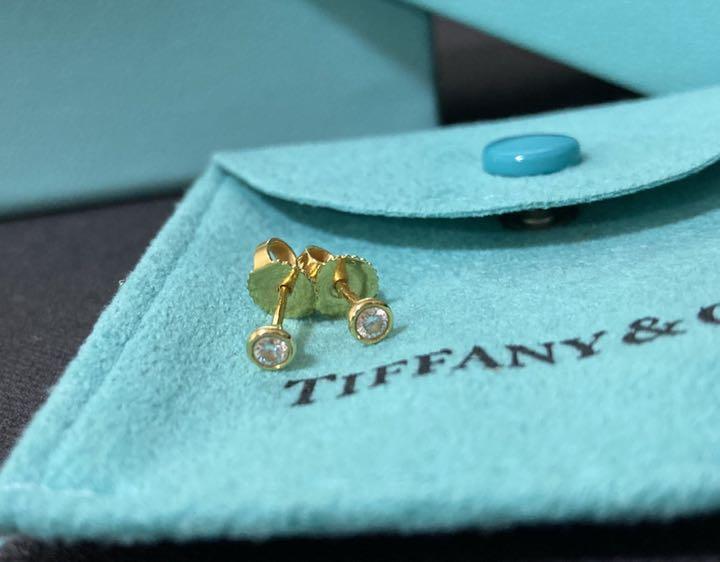 人気新品
 Tiffany& Co. バイザヤード ピアス ピアス(両耳用)