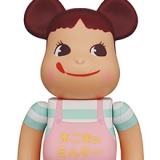 コーヒーミルキー」デザインの不二家の「ペコちゃん」が特大1000 