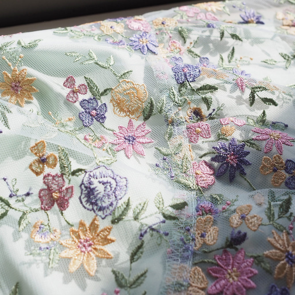 新作】フラワーチュール刺繍ワンピース | 株式会社 JUNIOR【ジュニアー】