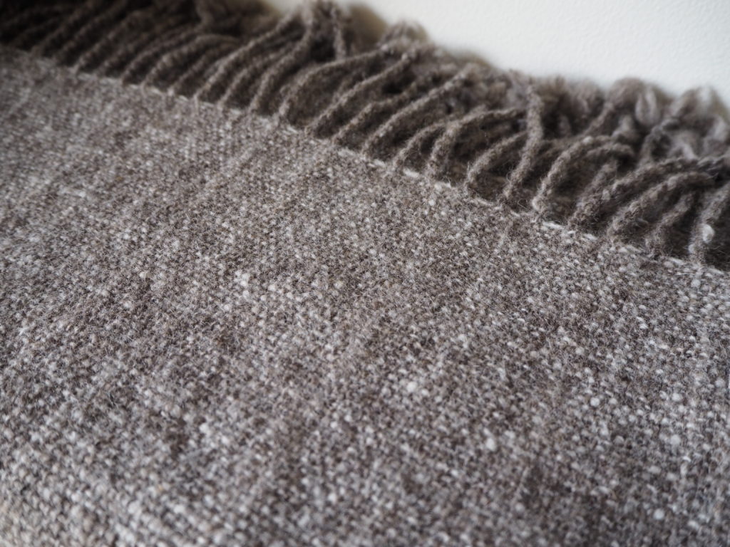 中村工房さんのホームスパン。 - shop+space ひめくり