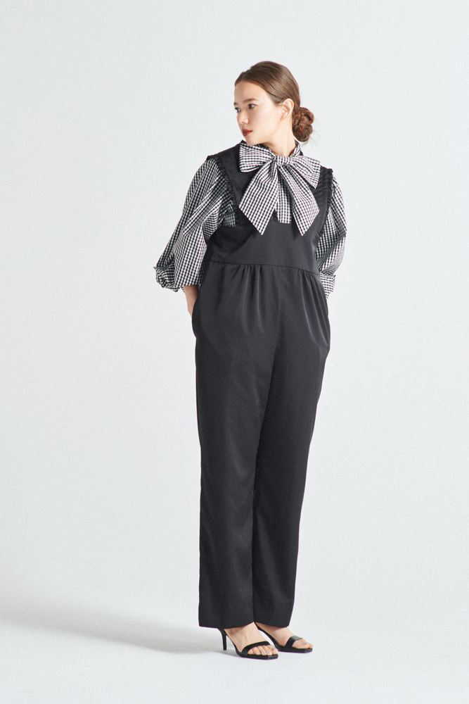 サテンフリルサロペット【2022AW】11月中旬発売予定 | dress | yori